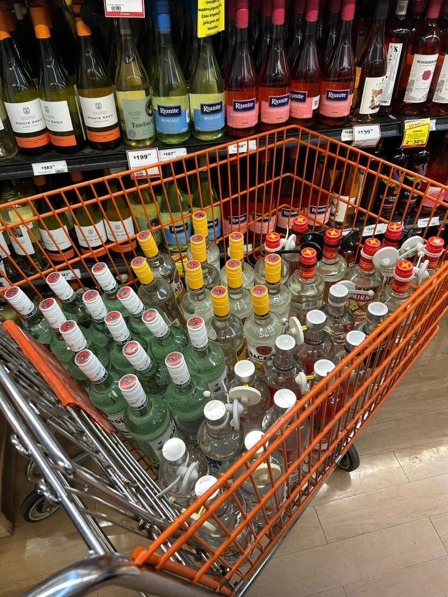 Zakupy alkoholu i produktów potrzebnych do samodzielnej organizacji baru